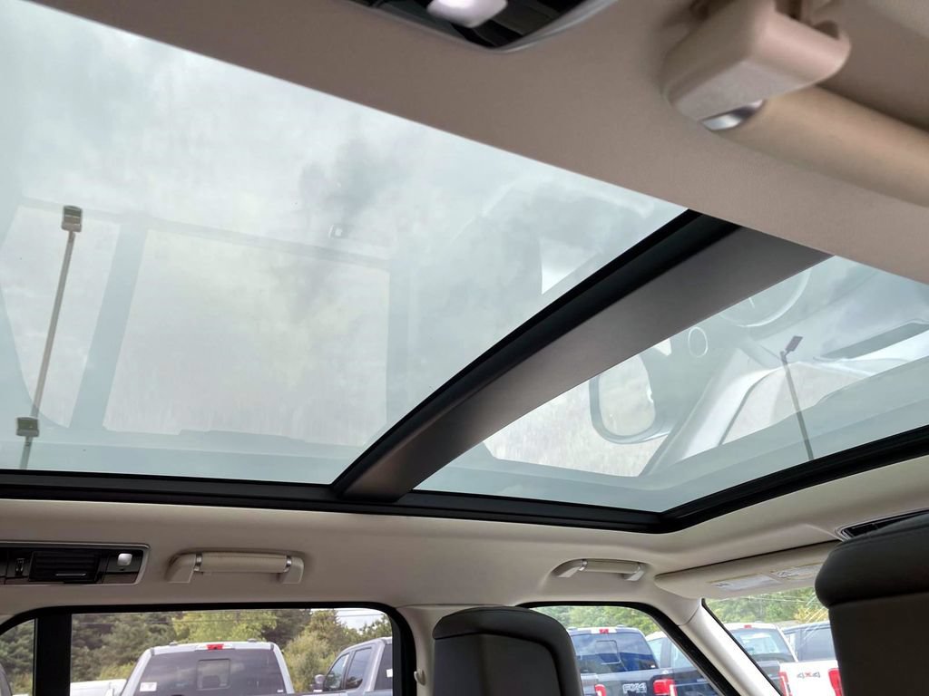 Used 2019 Land Rover Range Rover HSE AWD/4WD image 25