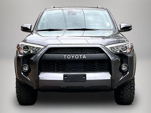 Used 2023 Toyota 4Runner SR5 Premium w/ Moonroof Package image 3