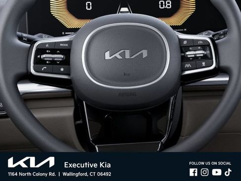 New 2026 Kia Carnival LX FWD image 22