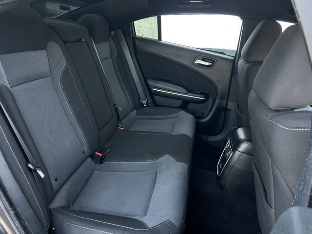 Used 2020 Dodge Charger SXT RWD image 28