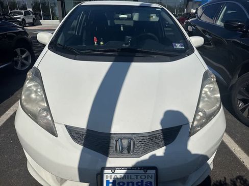 Used 2010 Honda Fit Sport image 2