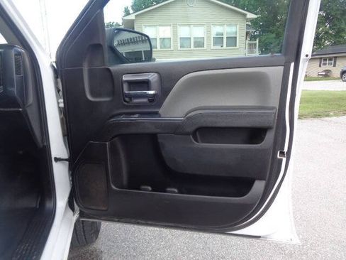 Used 2019 Chevrolet Silverado 2500 W/T AWD/4WD image 23