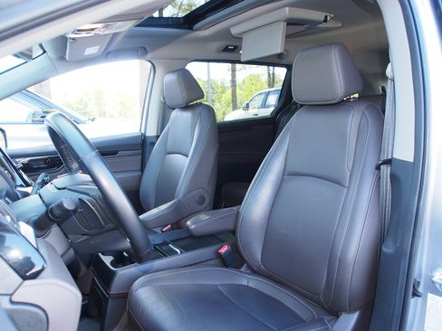 Used 2023 Honda Odyssey Touring image 21