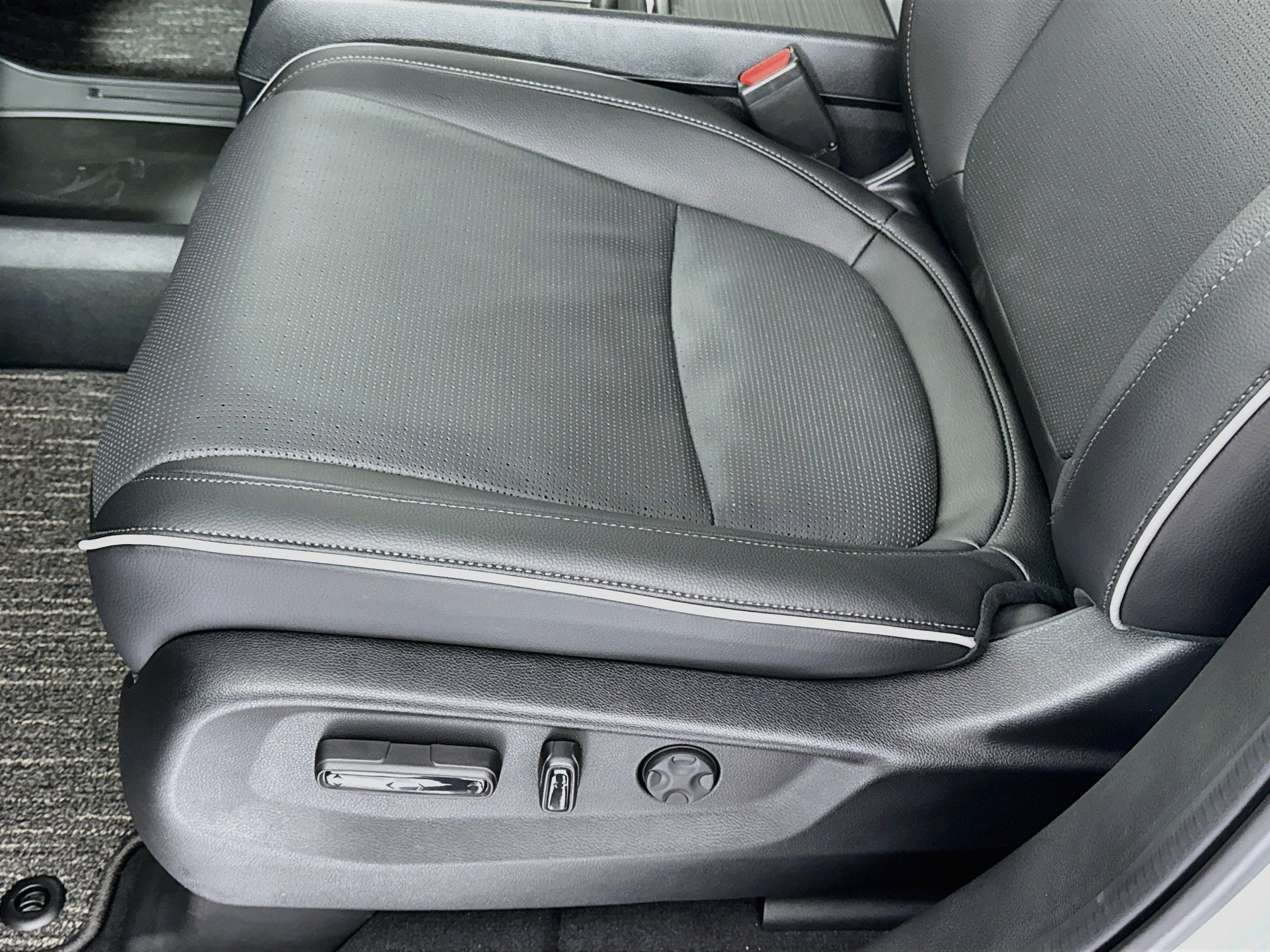 New 2027 Honda Odyssey Elite image 19