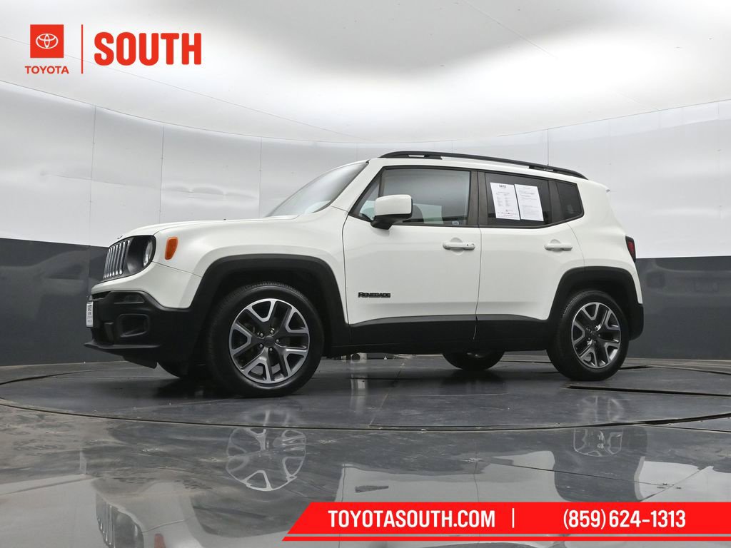 Used 2016 Jeep Renegade Latitude w/ Safety & Security Group FWD image 39
