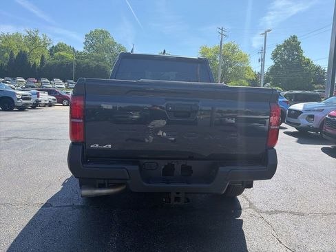 Used 2024 Toyota Tacoma SR AWD/4WD image 4