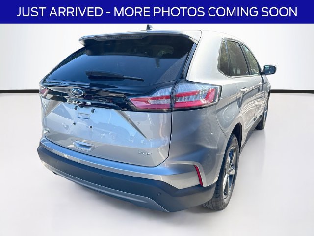Certified 2023 Ford Edge SEL w/ Convenience Package AWD/4WD image 8