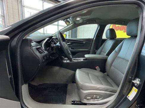 Used 2019 Chevrolet Impala LS FWD image 10