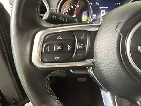 Used 2023 Jeep Wrangler Unlimited Sahara w/ Cold Weather Group AWD/4WD image 15