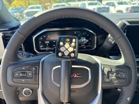 New 2025 GMC Sierra 3500 SLE w/ SLE Convenience Package image 22