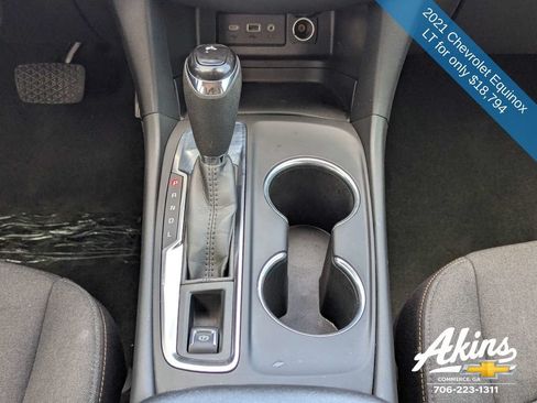 Used 2021 Chevrolet Equinox LT FWD image 19