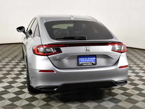 Used 2024 Honda Civic Sport image 7