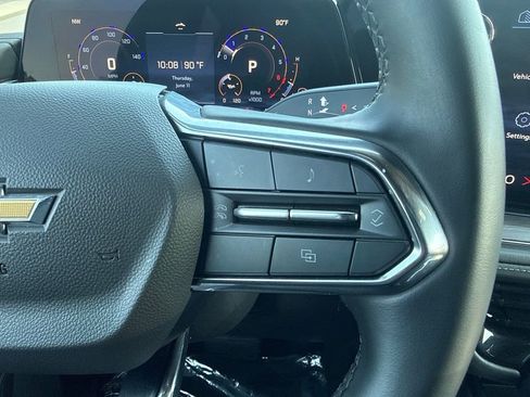 Used 2025 Chevrolet Tahoe LT AWD/4WD image 17