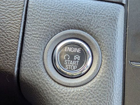 Used 2014 Ford Taurus Limited image 21