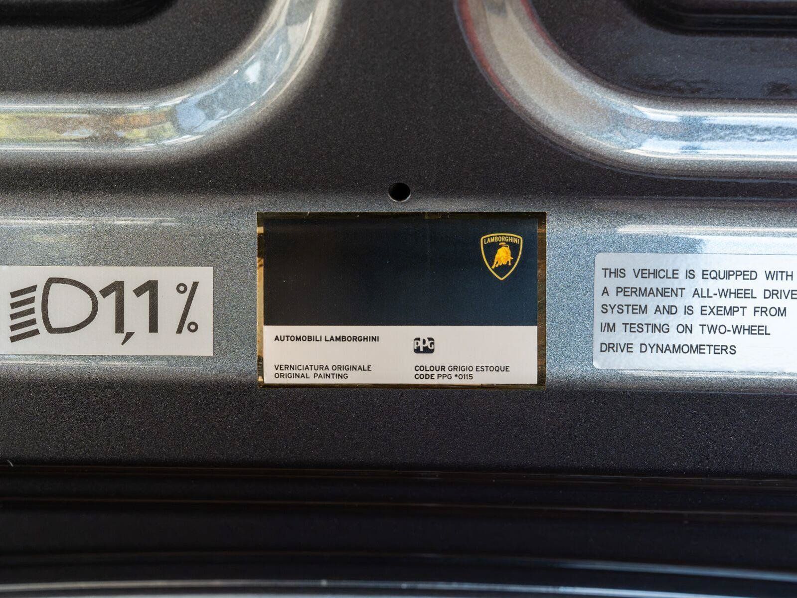 Used 2018 Lamborghini Huracan Performante AWD/4WD image 88