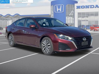 Used 2023 Nissan Altima 2.5 SV