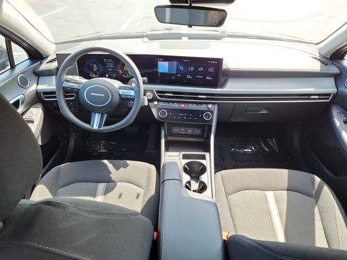 Used 2025 Hyundai Sonata SEL FWD image 11