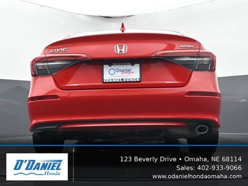 Used 2023 Honda Civic Sport image 11