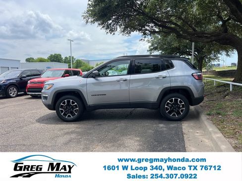 Used 2020 Jeep Compass Trailhawk AWD/4WD image 4