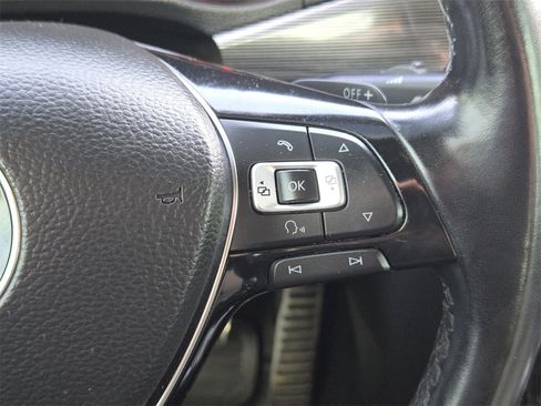 Used 2021 Volkswagen Passat 2.0T R-Line image 30