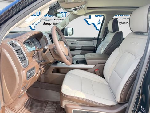 Used 2025 RAM 1500 Laramie w/ Laramie Southwest Edition AWD/4WD image 11