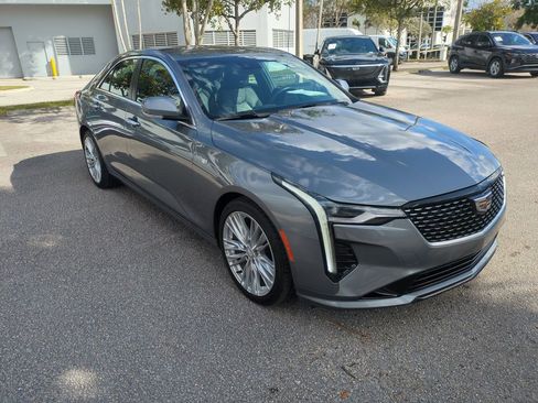 Used 2020 Cadillac CT4 Premium Luxury RWD image 2