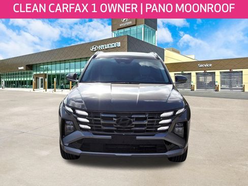 Certified 2025 Hyundai Tucson Limited AWD/4WD image 2