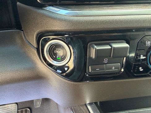 Certified 2024 Chevrolet Silverado 1500 LTZ w/ LTZ Convenience Package II AWD/4WD image 27