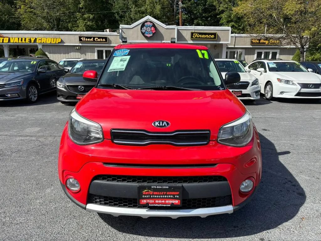 Used 2017 Kia Soul + w/ Audio Package FWD image 3