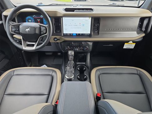 New 2025 Ford Bronco Big Bend w/ Black Diamond Package image 8