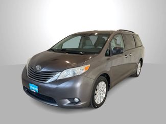 Used 2014 Toyota Sienna XLE video 1