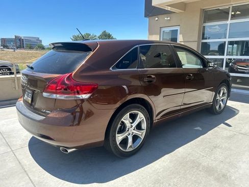 Used 2014 Toyota Venza LE w/ LE Convenience Package AWD/4WD image 3