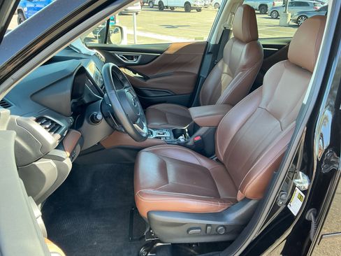 Used 2021 Subaru Forester Touring image 14