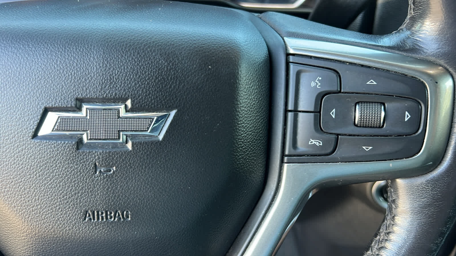 Used 2021 Chevrolet Silverado 1500 RST w/ Convenience Package II AWD/4WD image 20