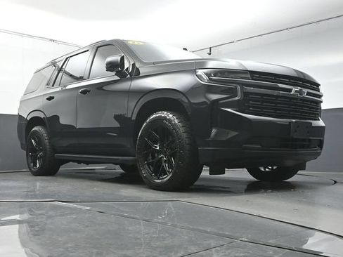 Used 2022 Chevrolet Tahoe RST w/ Luxury Package AWD/4WD image 34