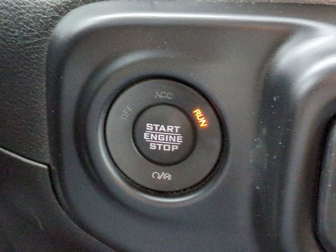 Used 2021 Jeep Wrangler Unlimited Sahara image 29