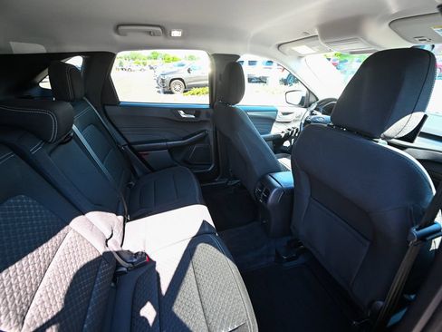 Used 2023 Ford Escape Active w/ Tech Pack #2 AWD/4WD image 27