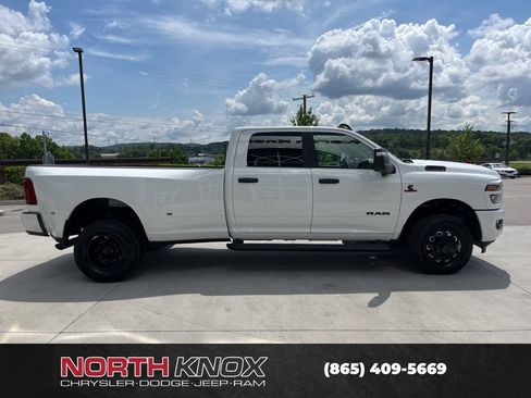 New 2026 RAM 3500 Big Horn AWD/4WD image 20