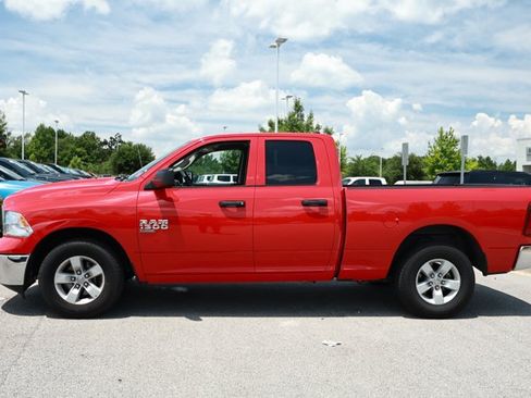 Used 2024 RAM 1500 Classic SLT RWD image 10