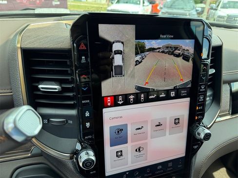 New 2025 RAM 2500 Limited image 22