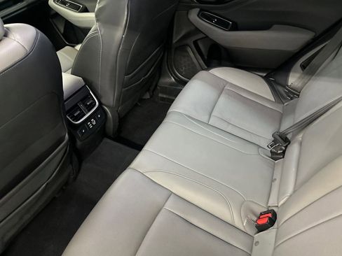 Used 2023 Subaru Outback Limited image 28
