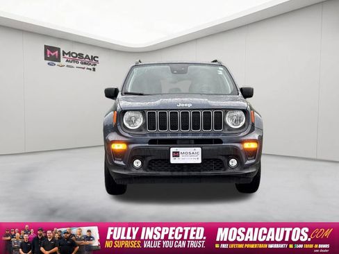 Used 2023 Jeep Renegade Latitude w/ Premium Group AWD/4WD image 2