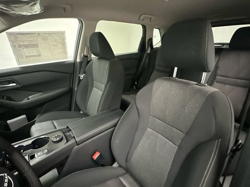 New 2026 Nissan Rogue SV AWD/4WD image 9