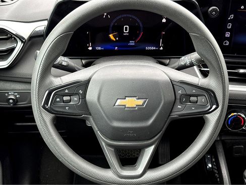 Used 2024 Chevrolet TrailBlazer LT image 13