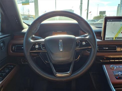 Certified 2020 Lincoln Aviator Reserve w/ Elements Package Plus image 12