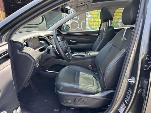 Used 2023 Hyundai Tucson Limited w/ Cargo Package AWD/4WD image 18