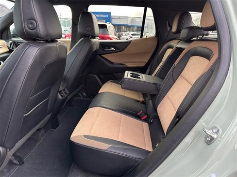 Used 2025 Chevrolet Equinox ACTIV image 32