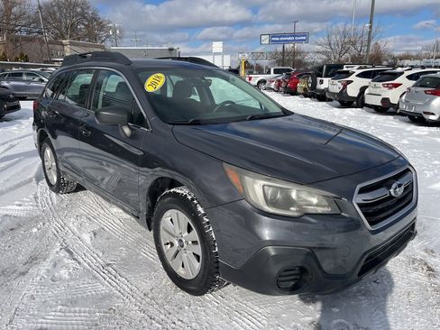Used 2018 Subaru Outback 2.5i image 3