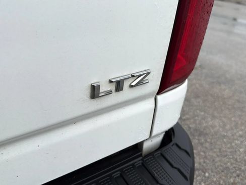 Used 2021 Chevrolet Silverado 2500 LTZ w/ LTZ Convenience Package AWD/4WD image 8
