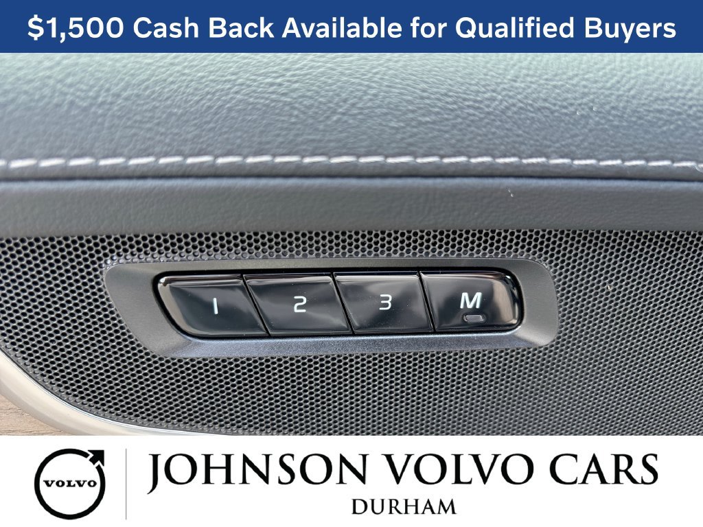 New 2026 Volvo XC90 T8 Plus w/ Protection Package Premier AWD/4WD image 15